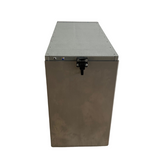 Acculaadbox 4 - Bescherm- en oplaadbox (Druksnappers met 230V)