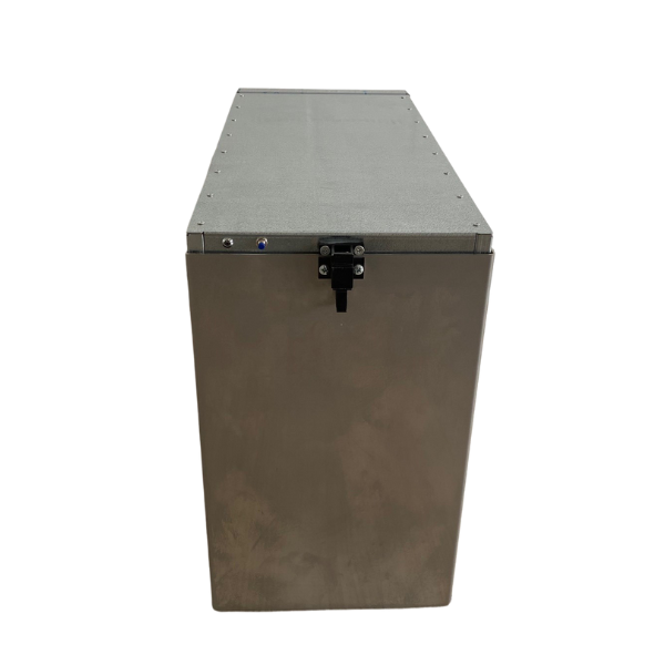 Acculaadbox 4 - Bescherm- en oplaadbox (DIN-genormeerd slot met 230V cube)